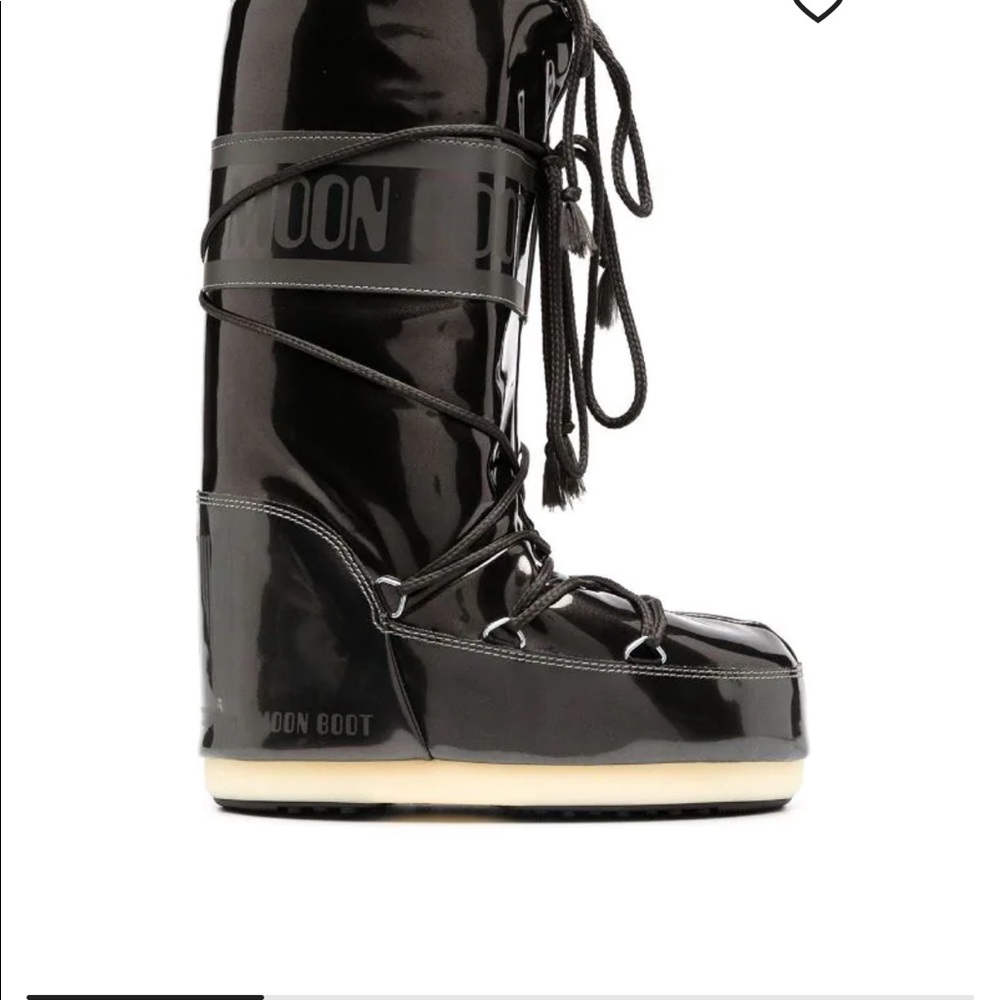 Moon boot icon lace up snow boot- black high shine - EU size 39/41